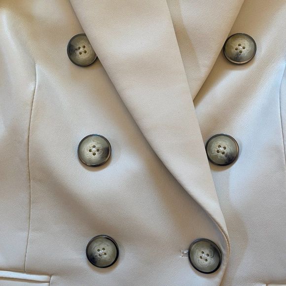 Veronica Beard Miller Dickey Faux Leather Jacket Blazer in Ecru - Size 2 - Picture 10 of 16